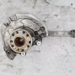 Кулак передний левый Mercedes-Benz C-класс W205 Mercedes-Benz C-klasse оригинальный номер A2053322100