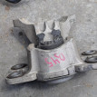 Подушка двигателя Volvo S60 оригинальный номер 31401308