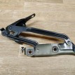 Петля крышки багажника Ford Mondeo 