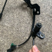 Датчик ABS передний левый Mitsubishi L200 06-15 Mitsubishi i оригинальный номер MBL10257373