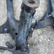 Кулак передний правый VW Touareg NF 7P6407246A Volkswagen Touareg оригинальный номер 7p6407246a