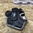 Замок двери задней левой Toyota Land Cruiser 200 Series  оригинальный номер 69060-60110