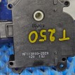 Сервопривод моторчик отопителя Toyota Avensis T250 Toyota Avensis оригинальный номер 8710602040