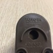 Датчик замка двери Toyota Land Cruiser 200 Series  оригинальный номер 89747-52010