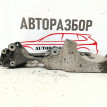 Кронштейн двигателя Volkswagen Golf Mk5 2003-2009 Volkswagen Golf оригинальный номер 06F199207
