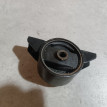 Опора двигателя задняя Mitsubishi i оригинальный номер MB309267