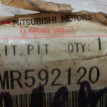 Рулевая сошка MITSUBISHI MR 592120 1 I86WU 2587495 Mitsubishi i оригинальный номер MR592120