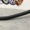 Уплотнение капота переднее правое Mercedes-Benz Mercedes-Benz E-klasse 