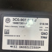 Блок управления стояночным тормозом Volkswagen Volkswagen Passat 