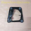 Кронштейн пневмокомпрессора Range Rover L460 L461 Land Rover Range Rover оригинальный номер LR153282
