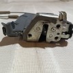 Замок двери передней правой Toyota Camry 