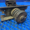 Лебедка крепление запасного колеса Land Cruiser 80 Toyota Land Cruiser оригинальный номер 5190060140