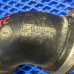 Патрубок воздушный Opel Astra GTC H (2004—2007) Opel Astra оригинальный номер 55353872