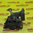Опора двигателя правая Nissan Qashqai 
