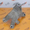 Кронштейн двигателя правый Audi A4 B8 CDNB 2.0TFSI Audi A4 