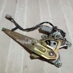 Стеклоподъемник электр. задний левый Toyota Land Cruiser 