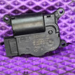 Моторчик заслонки отопителя Volkswagen Touareg 1 Volkswagen Touareg оригинальный номер 7L0907511B