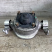 Опорный кронштейн задний правый Touareg 2 nf Volkswagen Touareg оригинальный номер 7p0512302d