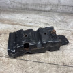 Кронштейн радиатора металл Chevrolet Cruze J300 Chevrolet Cruze оригинальный номер 13304032