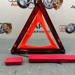 Знак аварийной остановки Audi A1 2011 Audi A1 