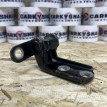 Петля задней левой двери нижняя Toyota Fortuner II – внедорожник 5 дв.  оригинальный номер 68780-0D030