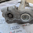 Кулак поворотный правый Audi A5 I (2007—2011) Audi 200 оригинальный номер 8K0407258G