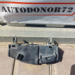 Кронштейн заднего бампера прав Toyota Avensis T270 Toyota Avensis оригинальный номер 5256205030