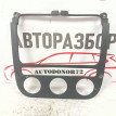 Рамка магнитолы Volkswagen Golf Mk5 2003-2009 Volkswagen Golf оригинальный номер 1K0858069L