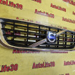 Решетка радиатора Volvo S40 оригинальный номер 30744915