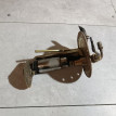 Насос топливный электрический Mitsubishi i оригинальный номер MB831560