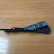 Петля капота правая Volkswagen Polo MK5 CGGB 1.4 Volkswagen Polo оригинальный номер 6R0823302A
