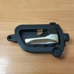 Ручка двери внутренняя передняя правая Mitsubishi Mitsubishi i оригинальный номер MN105360