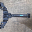 Кронштейн замка капота Ford Fiesta 2008-2012 Ford Fiesta оригинальный номер 1772168