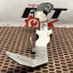 Кронштейн проводки BMW X5 оригинальный номер 13 62 8 570 146, 13 62 8 570 146, 13628570146, 8570146, 13 62 8 514 728, 13628514728, 8514728