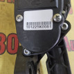 Педаль газа Kia Cee'd оригинальный номер 327002R930