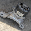 Подушка двигателя Land Rover Range Rover Evoque оригинальный номер BJ32-6F012-BA