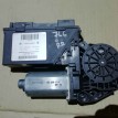 Моторчик стеклоподъемника Volkswagen Touareg I (2002—2006) Volkswagen Touareg оригинальный номер 7l6959704