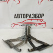 Петля капота левая Volkswagen Golf Mk5 2003-2009 Volkswagen Golf оригинальный номер 5K0823301B