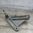 Кронштейн кпп 8200043084 Renault Renault 20 оригинальный номер 8200043084