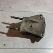 Кронштейн двигателя правый Mitsubishi Diamante оригинальный номер MD321517