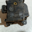 Моторчик заслонки отопителя Toyota Prius оригинальный номер 0637007040
