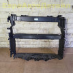 Воздуховод радиаторов Range Rover L405 / L494 Land Rover Range Rover оригинальный номер LR084885