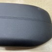 Крышка подлокотника Toyota RAV 4 V (XA50)  оригинальный номер 58920-42020-C1