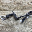 Проводка двери задняя правая Toyota Land Cruiser 200 Series  оригинальный номер 82153-60400