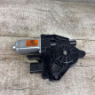Моторчик стеклоподъемника передний правый jeep wk2 Jeep Cherokee оригинальный номер 31400104