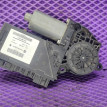 Моторчик стеклоподъемника VW Touareg 7L0959703D Volkswagen Touareg оригинальный номер 3D0959795F