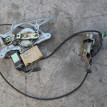 Замок двери Mazda Bongo Friendee оригинальный номер S05D733H2B