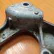 Кронштейн (крепление) КПП Toyota Yaris 1KR-FE 2011 Toyota Yaris оригинальный номер 3136164010