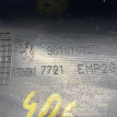 Уголок зеркала левый декоративный Peugeot 406 I Peugeot 406 оригинальный номер 9618161277