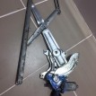 Стеклоподъемник задний правый Daihatsu YRV 2002 г Daihatsu YRV оригинальный номер 2621001010